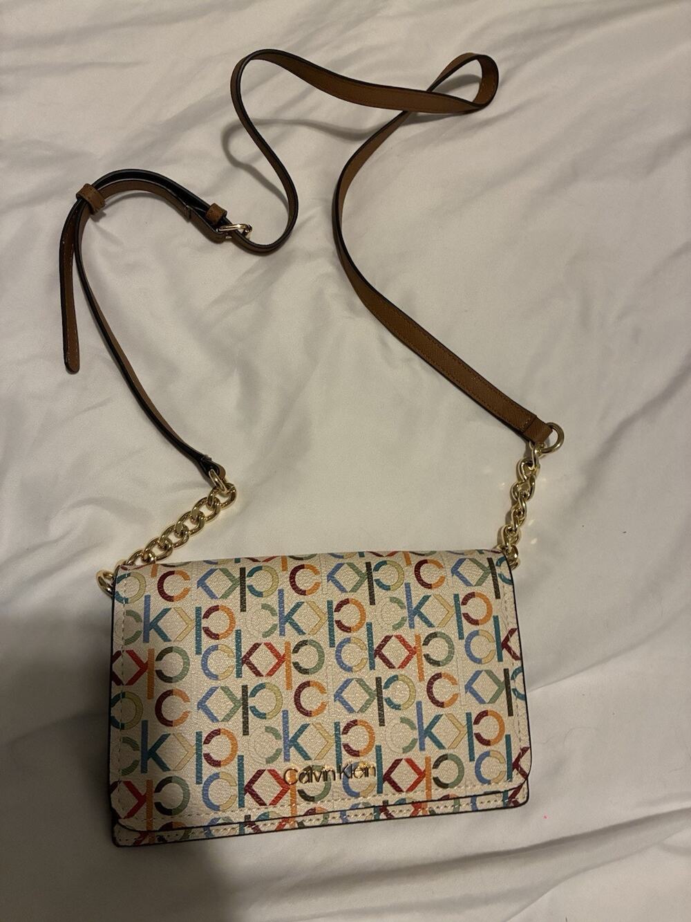 Calvin Klein Colorful Logo Crossbody Bag With Adjustable Strap. NWOT
